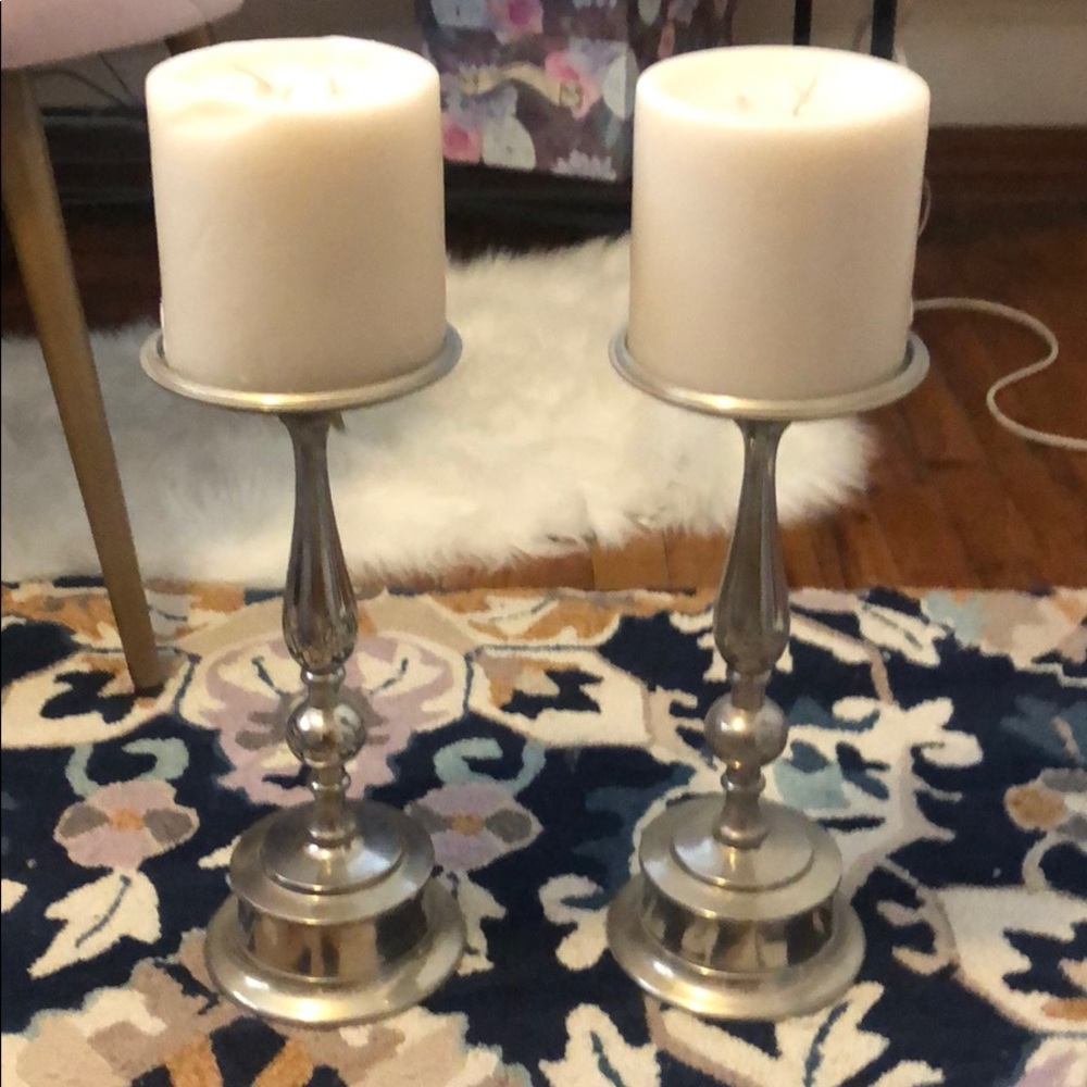 Local pickup only!! Set of 2 candles/sticks